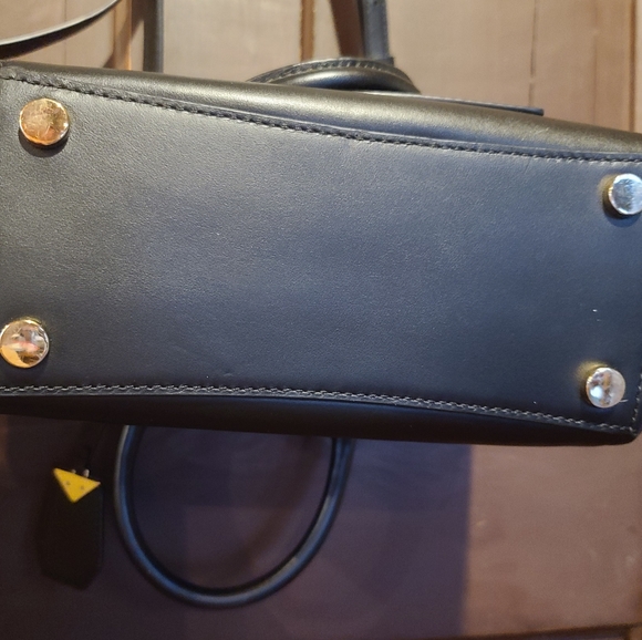 Michel Kors bag - Picture 2 of 8